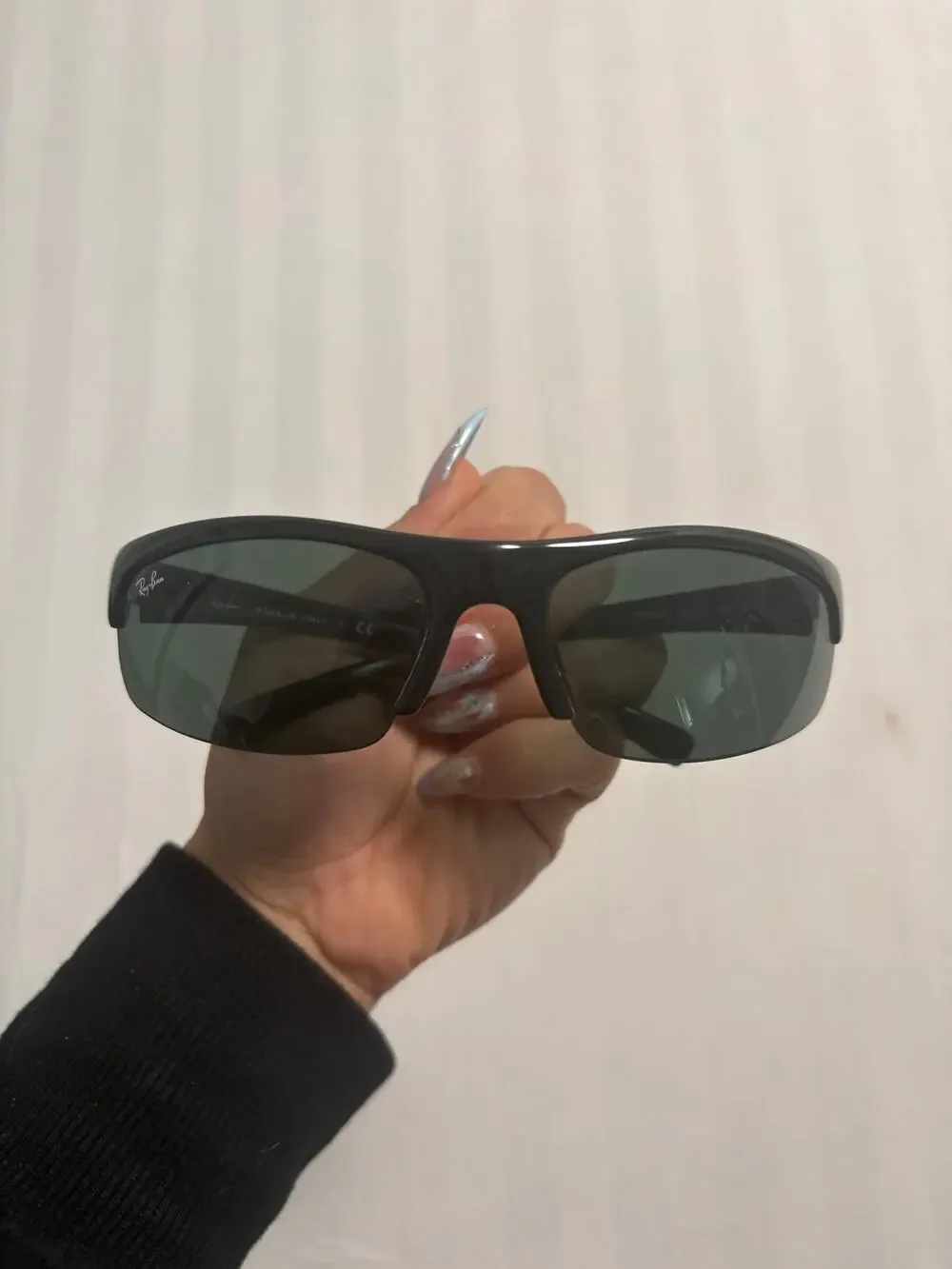 Ray-Ban RB4039 601/71 Black Rectangle Polarized Style Sunglasses Italy